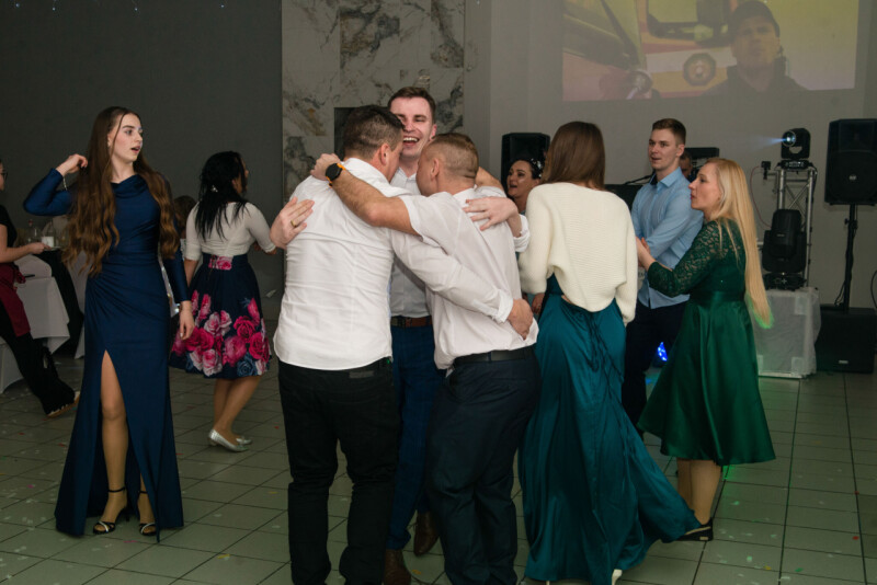 SZP142_415